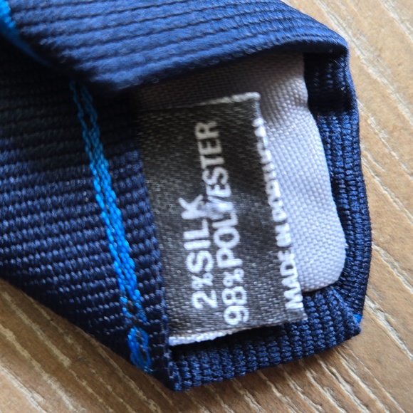 Austin MANOR Bronco necktie - Picture 6 of 7